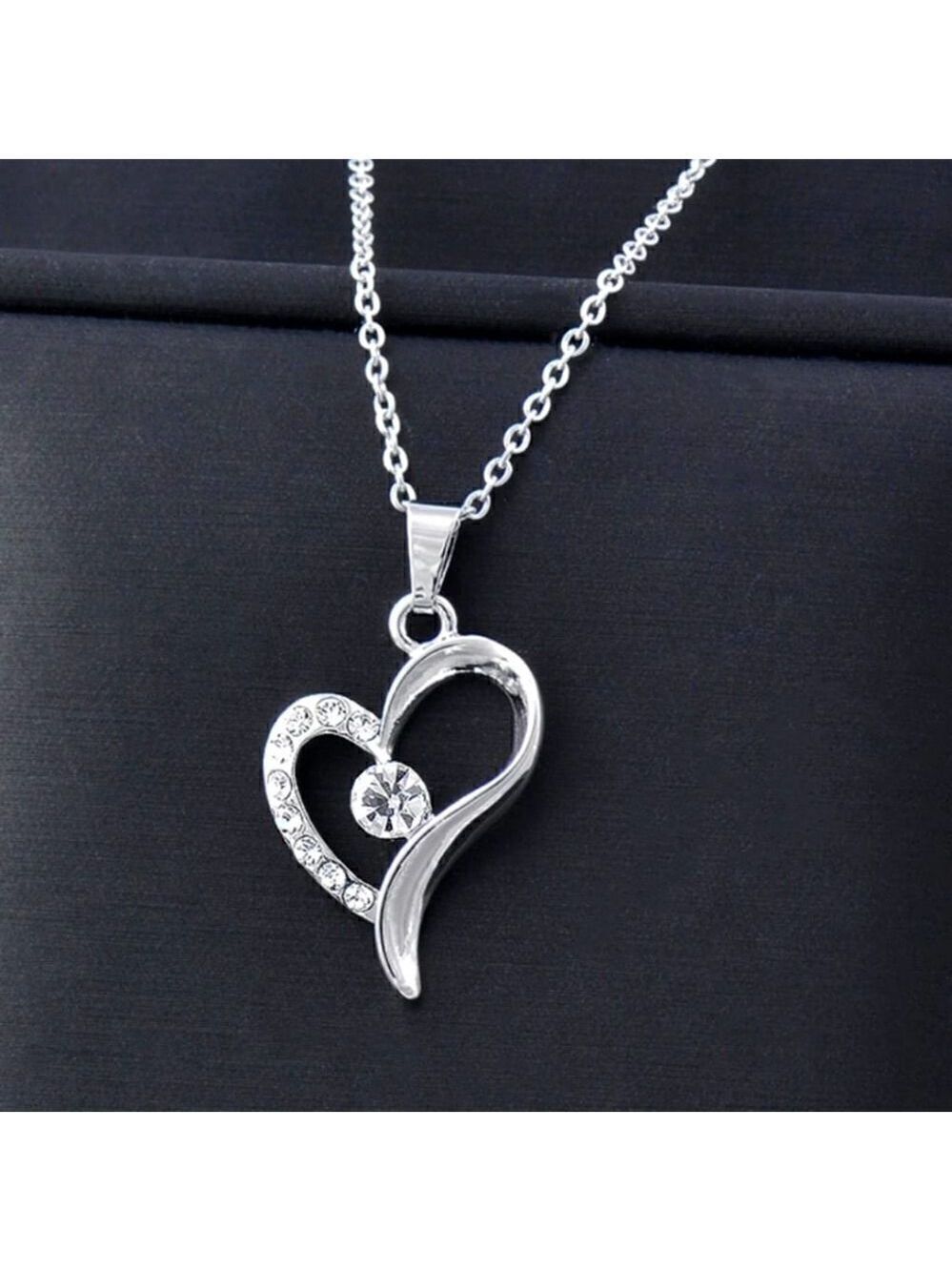 Simple Style Heart Shaped Chain and Pendant in Titanium Inlay Rhinestone… - Picture 4 of 4